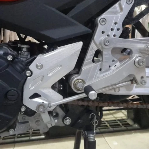 Cover Tutup Gear Gir depan Mx King 150 BPro Original B Pro - Image 2